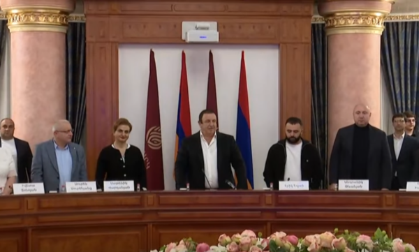 Ամիսների աշխատանքից հետո կայացավ «Առաջարկ Հայաստանին» համակարգող խորհրդի առաջին նիստը