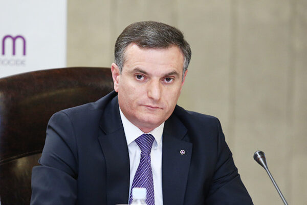 Նիկոլի կառավարությունը հերթական գոյություն չունեցող «ձեռքբերումն» է փորձում ծախել․ Արտակ Զաքարյան